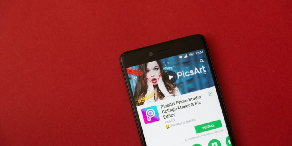 Is it possible to recover deleted user data in PicsArt?
